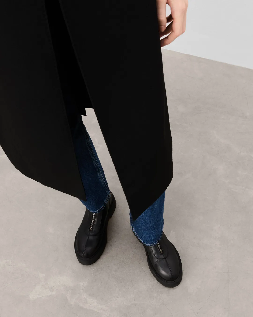 alma_leather_black_2.webp Alma Leather ^Flattered Sale