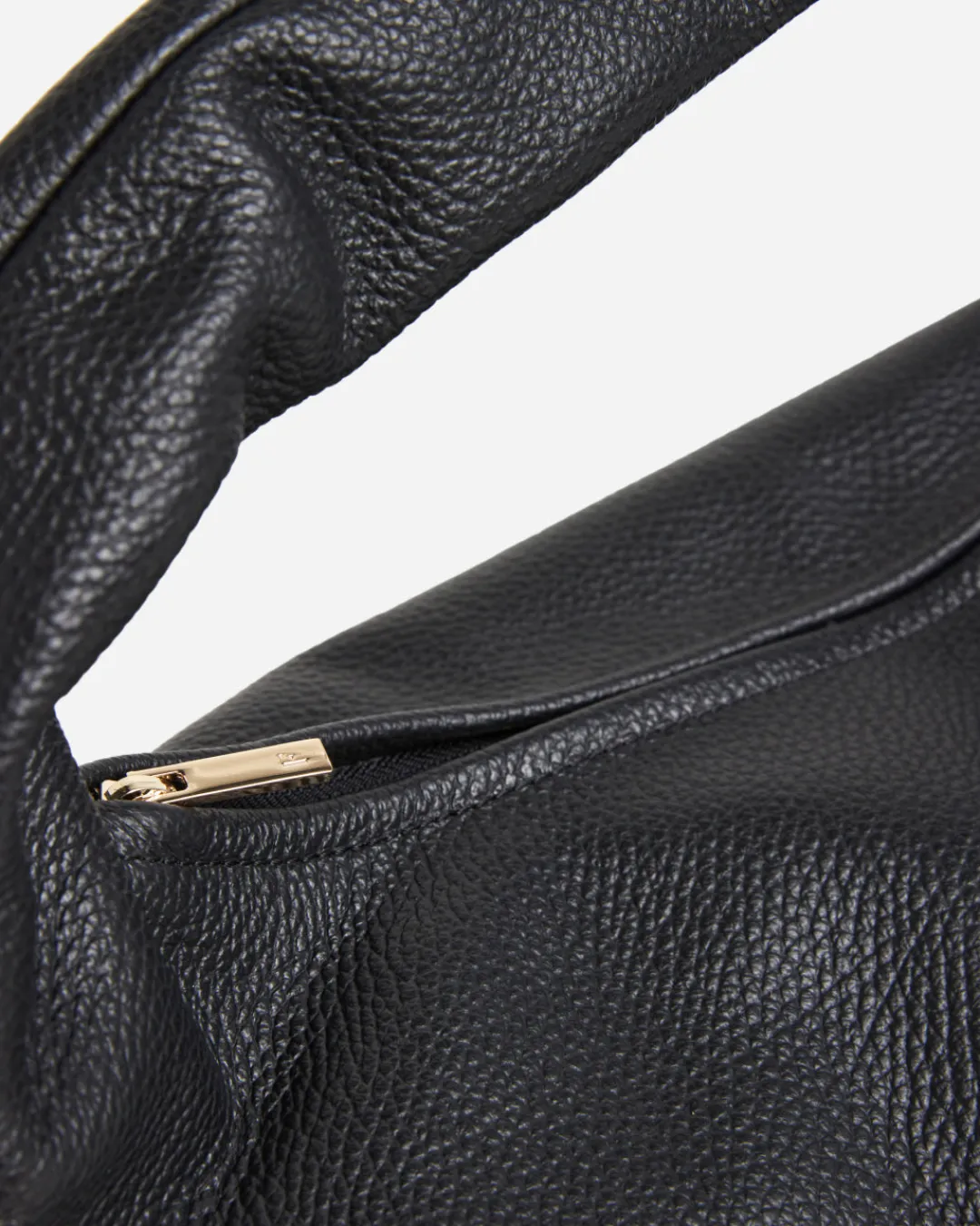 alva_shoulder_bag_leather_3.webp Alva Shoulder Bag Leather ^Flattered Clearance