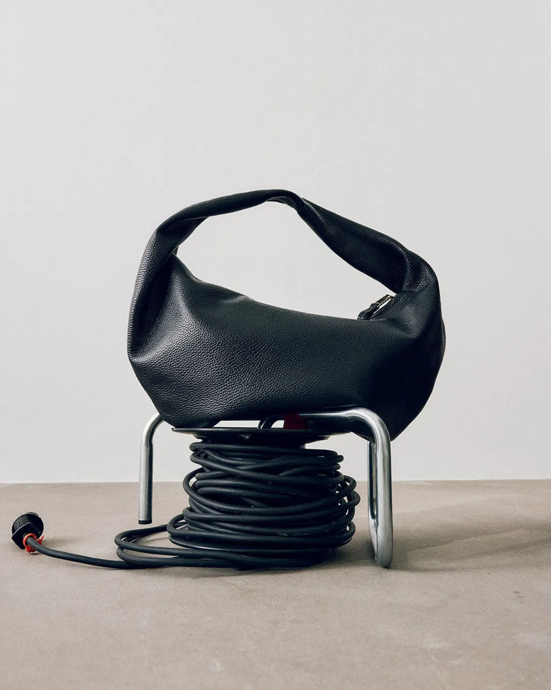 alva_shoulder_bag_leather_5.webp Alva Shoulder Bag Leather ^Flattered Clearance