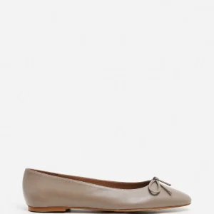 Bodil Leather ^Flattered Best