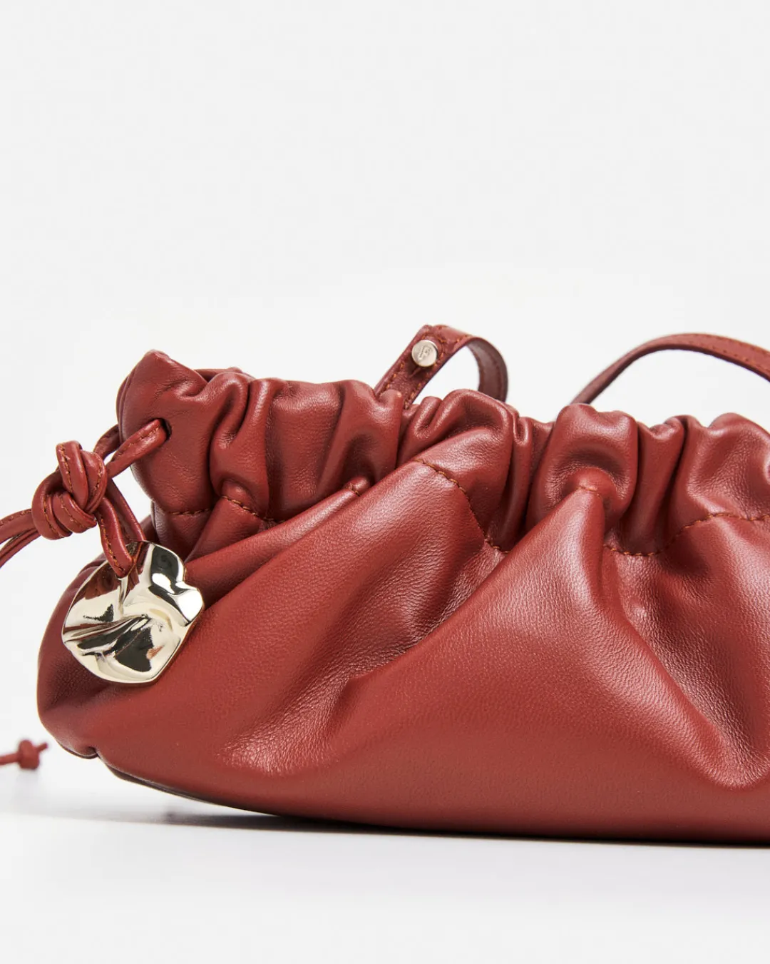 cissi_clutch_bag_leather__3-1.webp Cissi Clutch Bag Leather Red^Flattered Shop