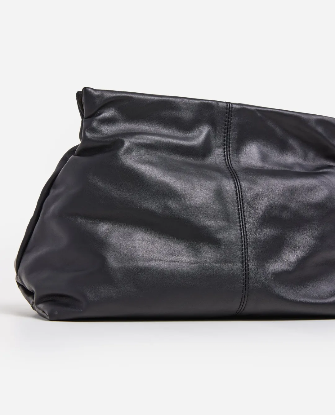 clay_clutch_leather_black_4.webp Clay Clutch Leather ^Flattered New