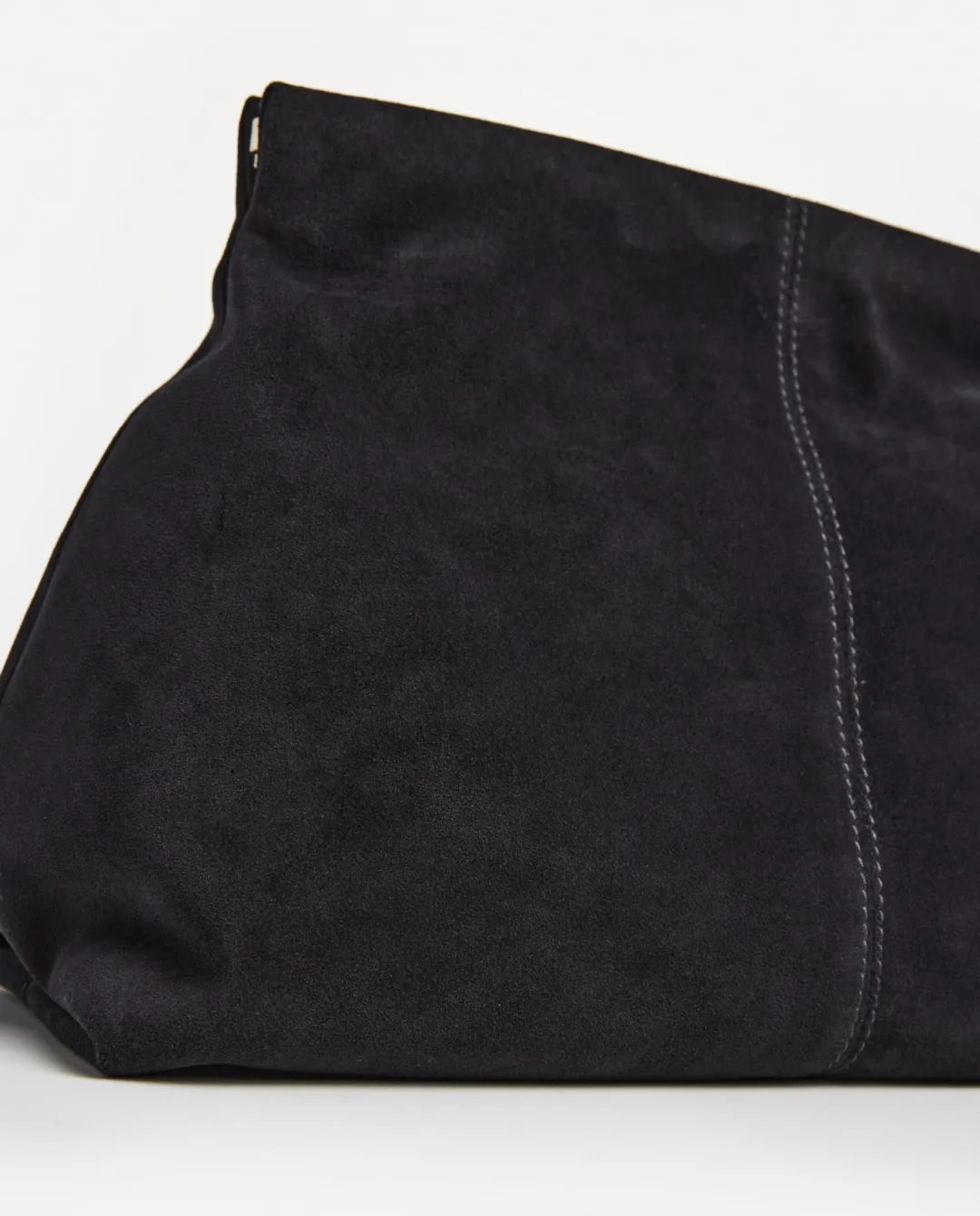 clay_clutch_suede_black_5.webp Clay Clutch Suede ^Flattered New