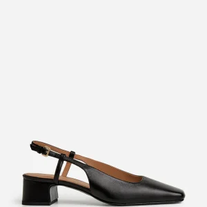 Elin Leather ^Flattered Hot