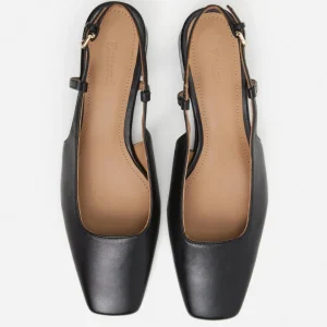 Elin Leather ^Flattered Hot