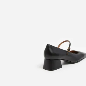 Evan Leather ^Flattered Online
