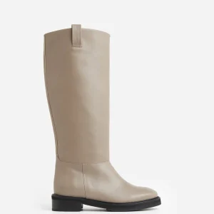 Frances Leather ^Flattered Sale