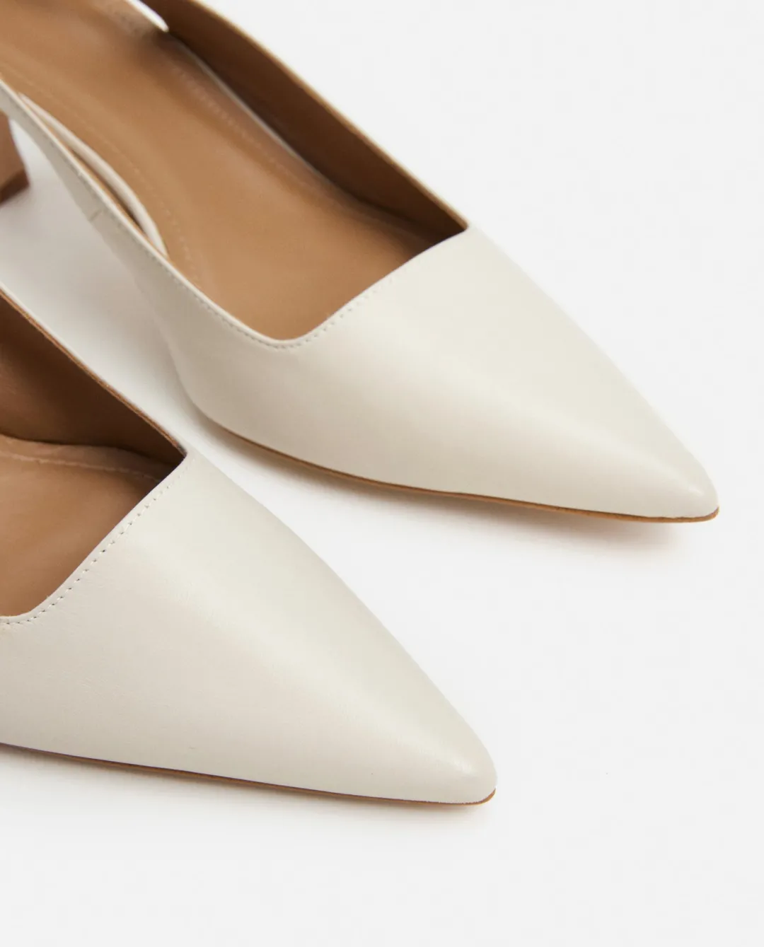franchesca_bow_leather_cr_6.webp Franchesca Bow Leather ^Flattered Cheap