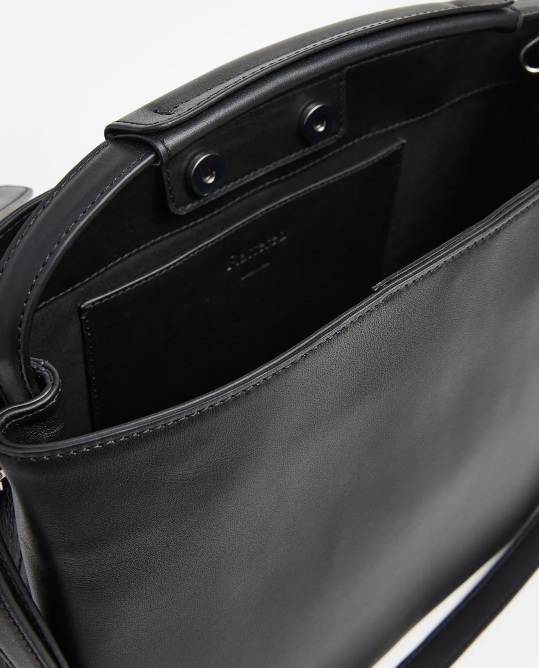harper_grande_handbag_lea_5-1.webp Harper Grande Handbag Leather ^Flattered New