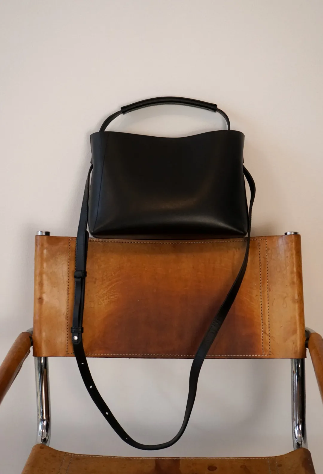 hedda_midi_handbag_leathe_6.webp Hedda Midi Handbag Leather ^Flattered Flash Sale