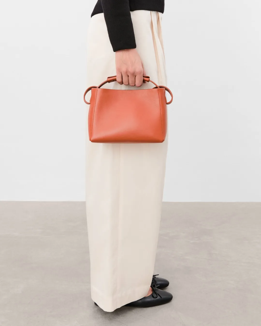 hedda_mini_handbag_leathe_2-5.webp Hedda Mini Handbag Leather Red^Flattered Sale
