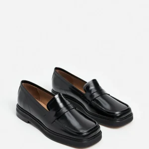 Ilse Leather ^Flattered Hot