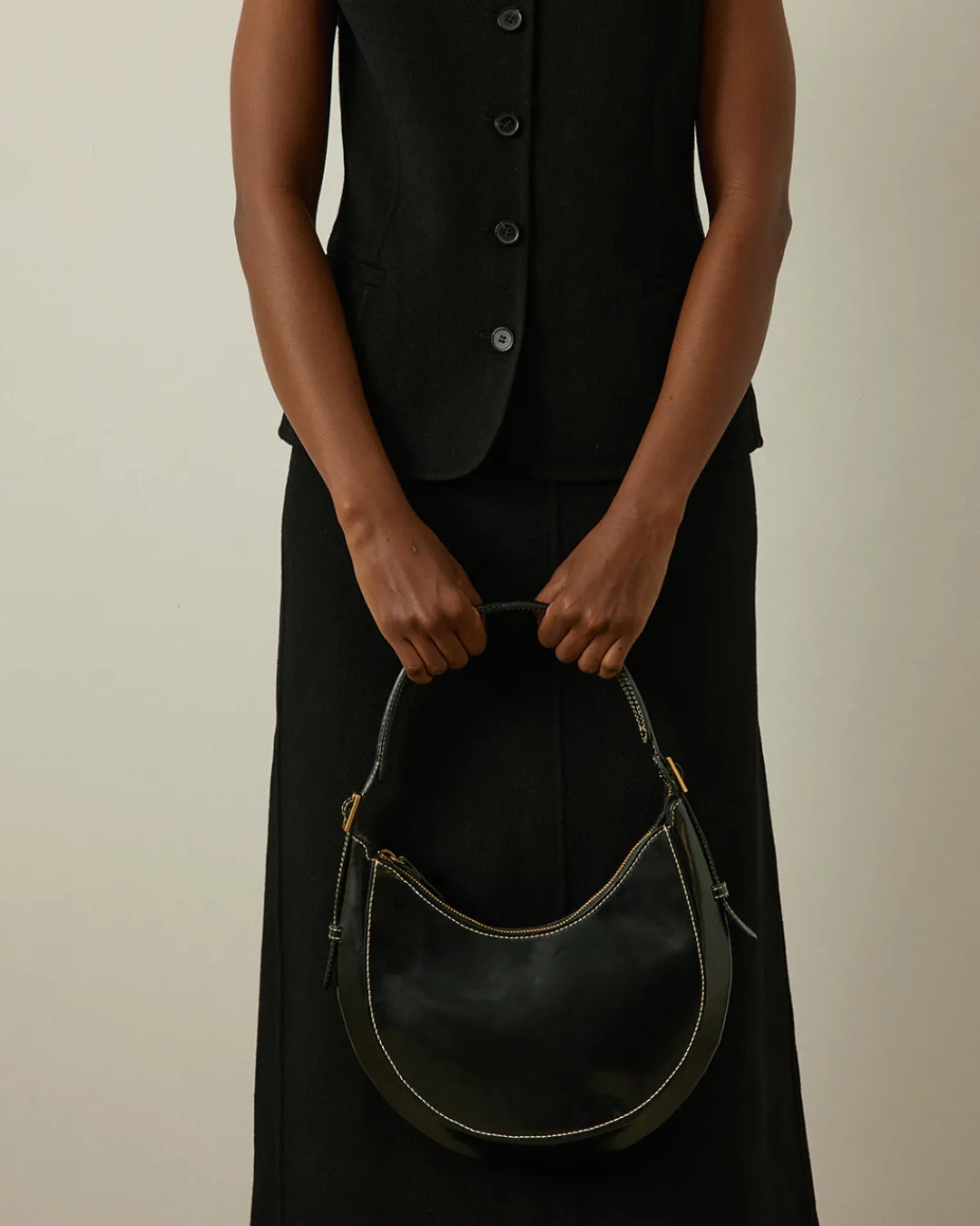 lunar_shoulder_bag_leathe_6.webp Lunar Shoulder Bag Leather ^Flattered Clearance
