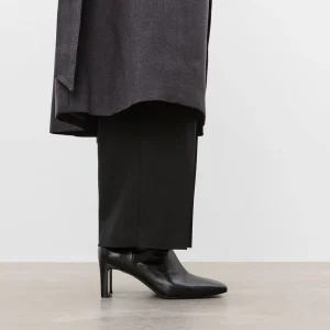 Moa Leather ^Flattered Online