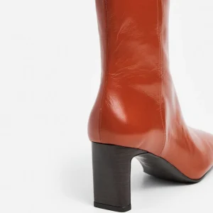 Moa Leather Red^Flattered Fashion
