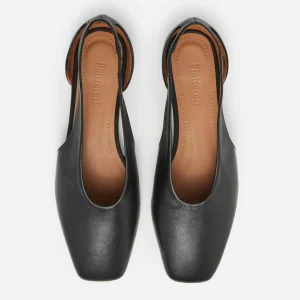 Nancy Leather ^Flattered Online