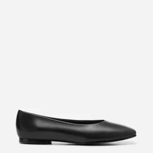 Nikki Leather ^Flattered Sale