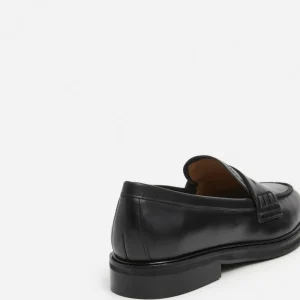 Sara Leather ^Flattered Fashion