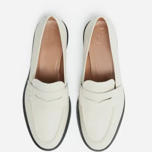 Sara Leather ^Flattered Sale
